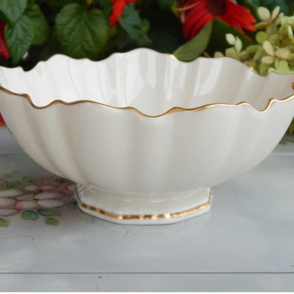 Vintage Lenox Symphony White With Gold Gilt Trim Ruffles Bowl Dish - Picture 3 of 8